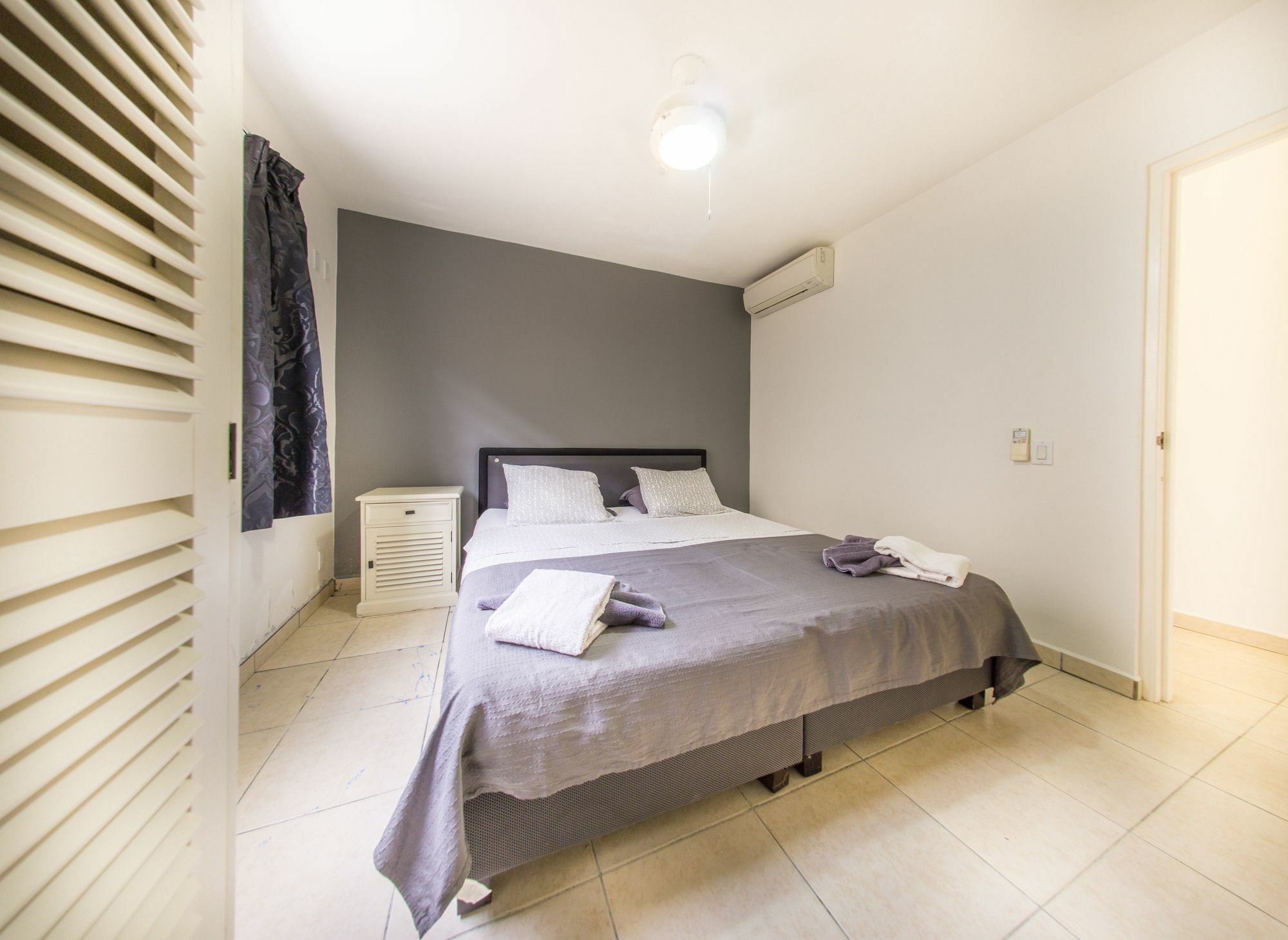 Hillside Resort Bonaire 克拉伦代克 外观 照片
